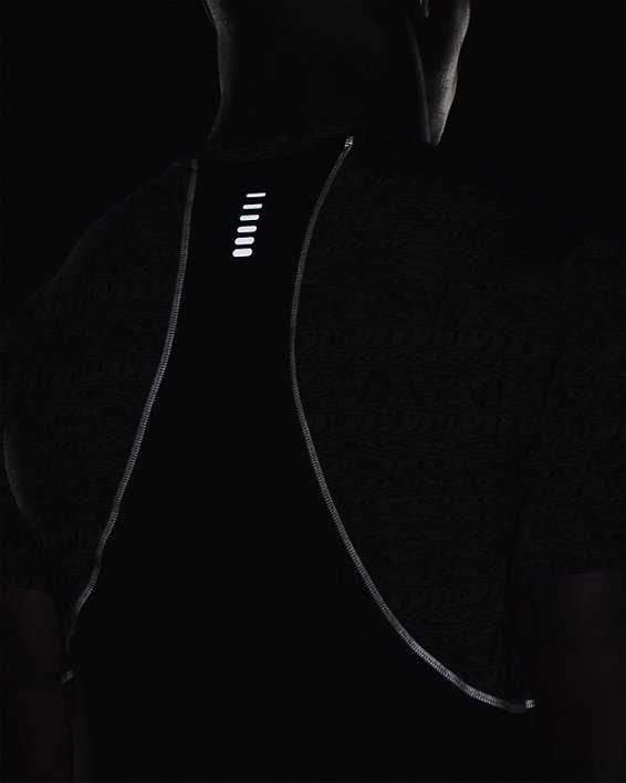 Haut à manches courtes et imprimé UA Iso-Chill Run 200 pour homme, Black, pdpMainDesktop image number 3